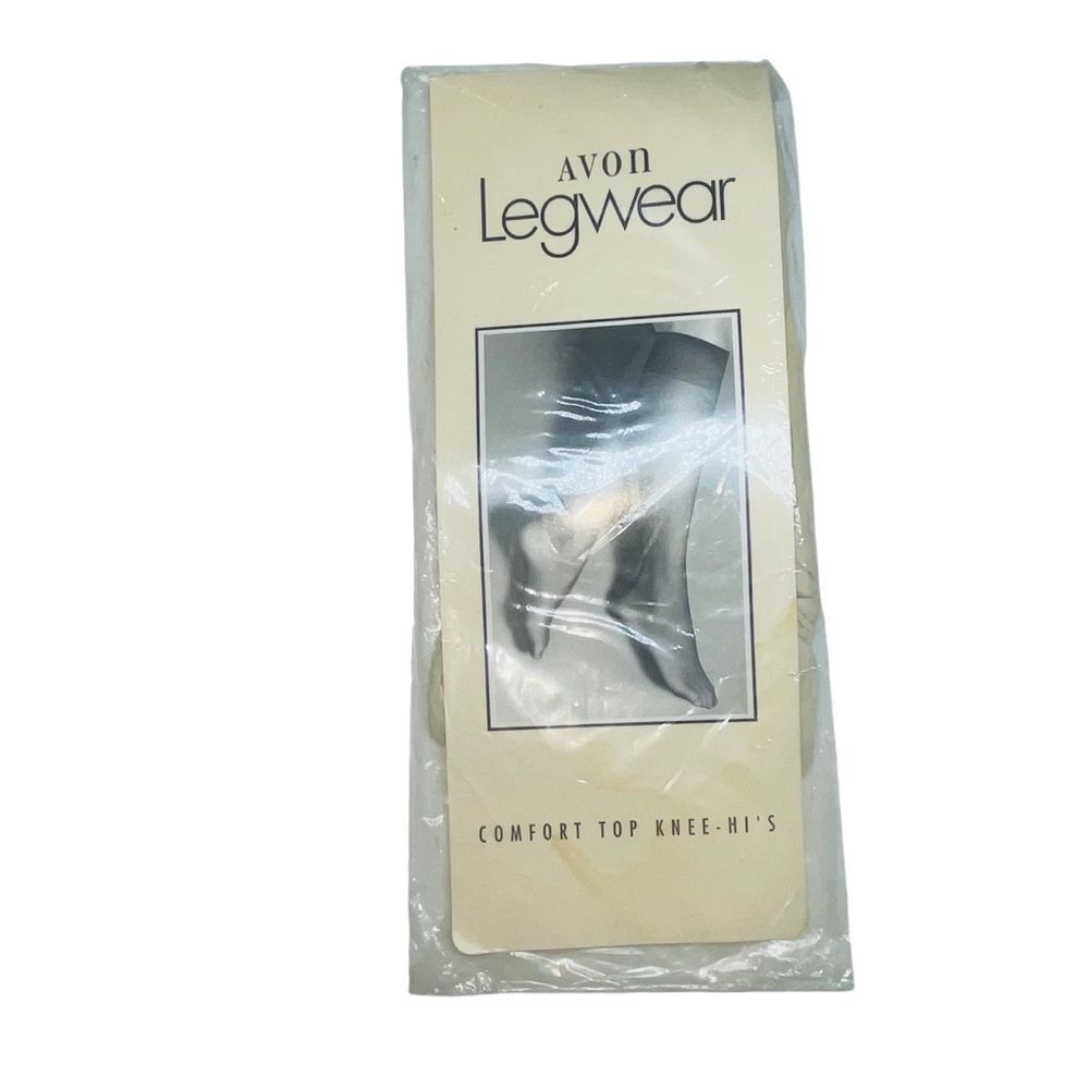 10/$25🦋 NIP Vintage Avon Legwear Ivory Comfort Top Knee Hi's 3-Pack - Queen